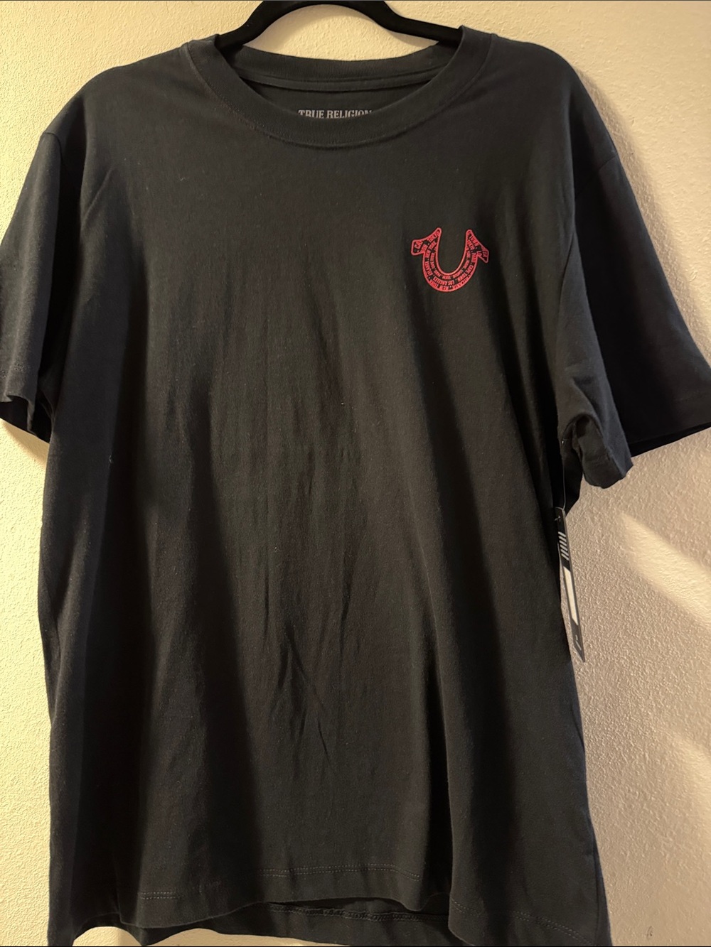 True Religion World Tour Men Graphic Tee Shirt-Black, Red Horseshoe